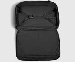 Active Convertible Backpack 25L in Jet Black