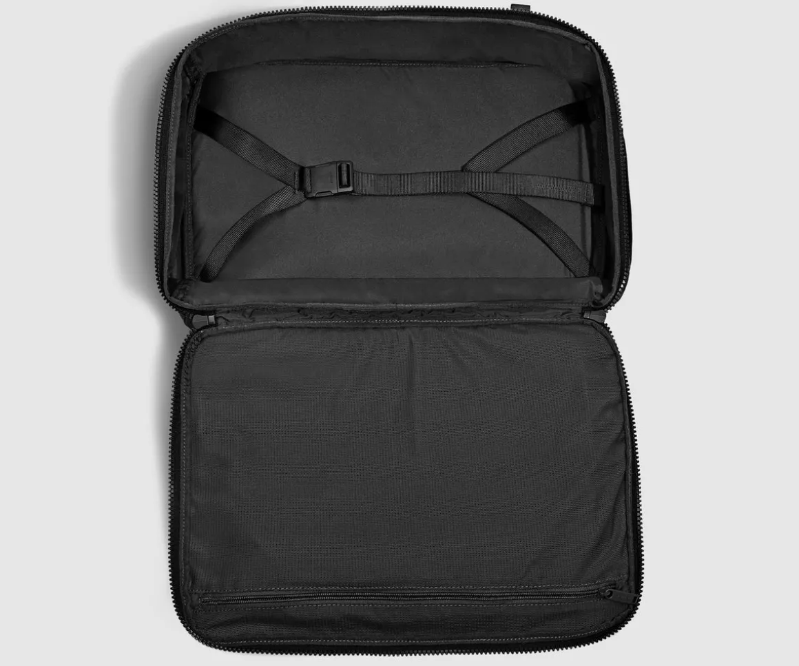Active Convertible Backpack 25L in Jet Black