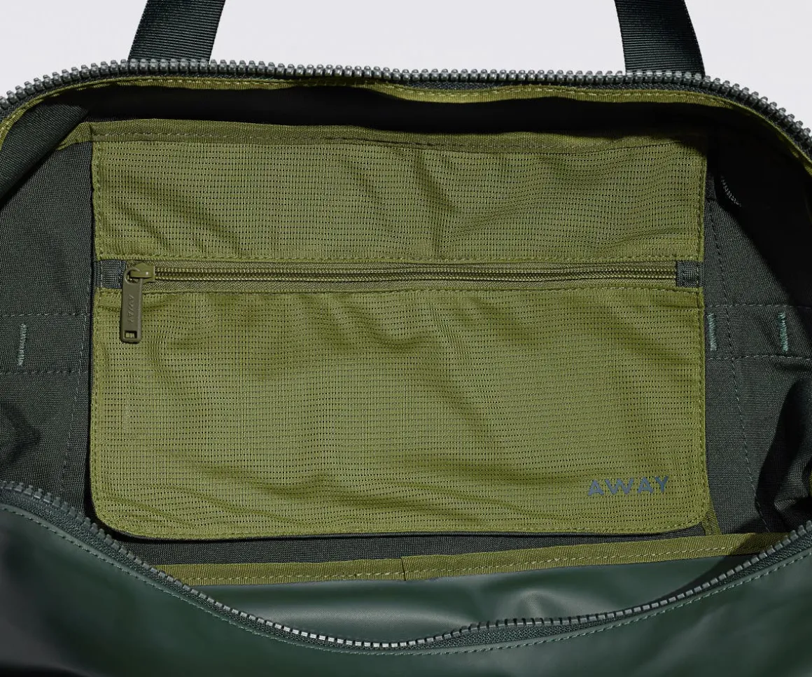 Active Duffle 40L in Forest Green