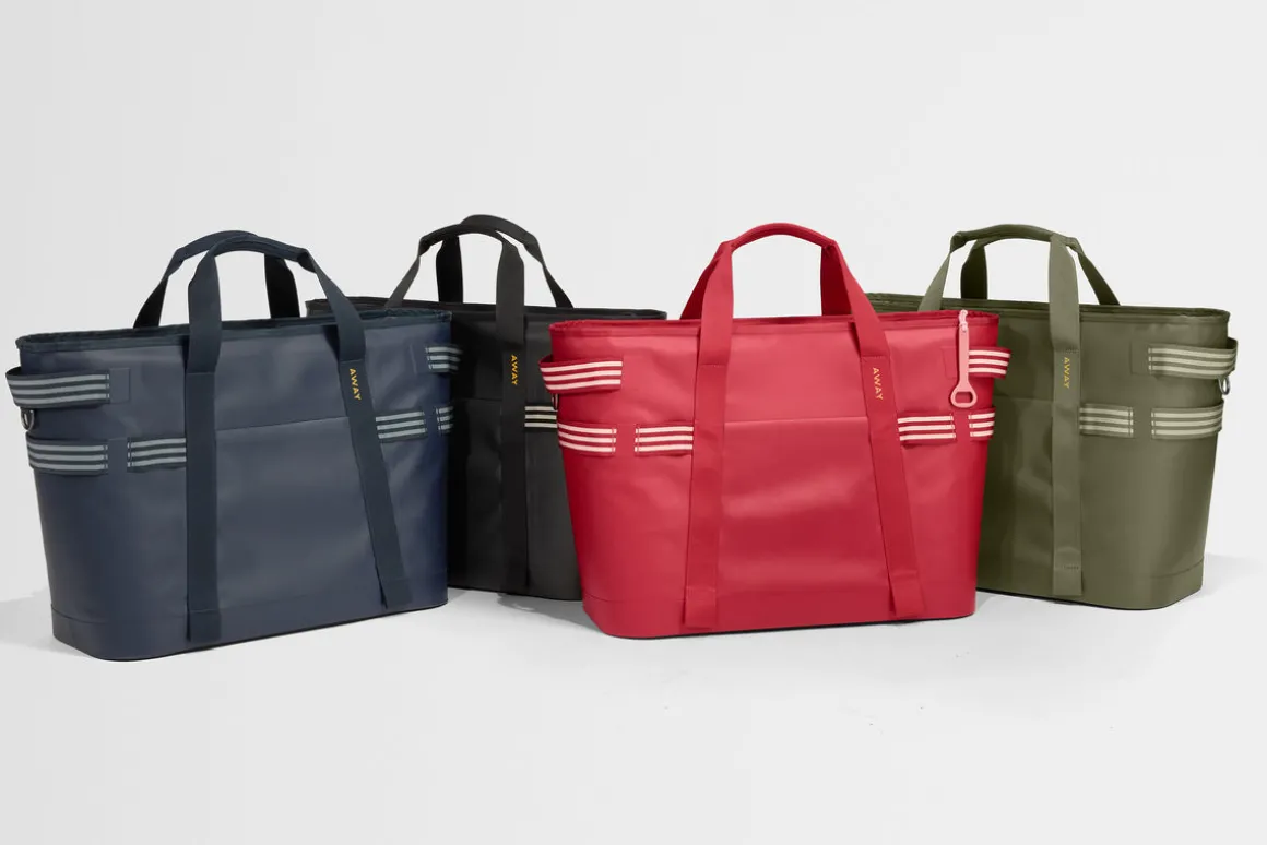 Cooler Tote in Cherry Red