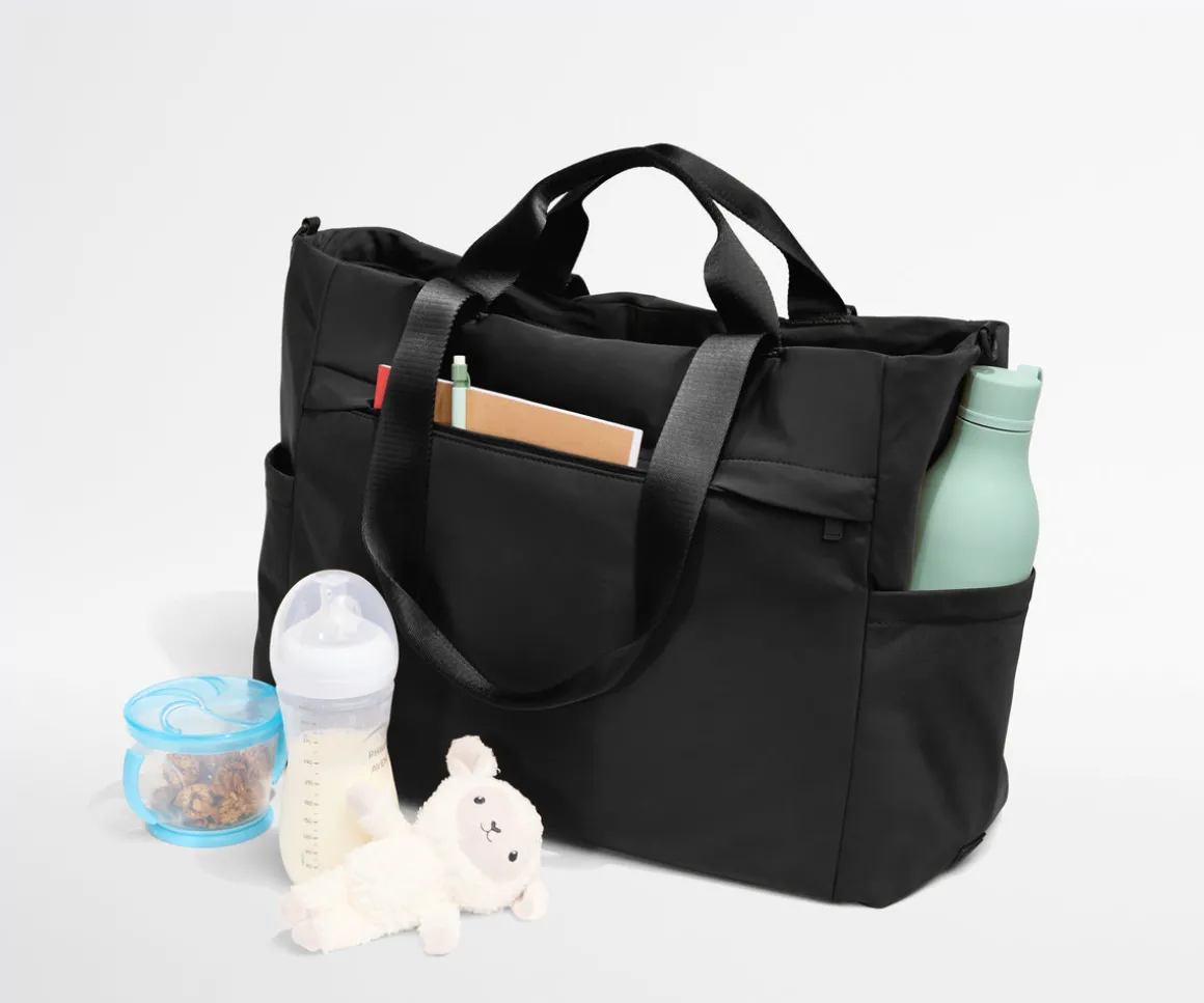 Featherlight Diaper Tote in Jet Black