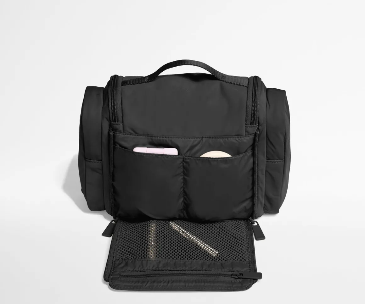 Featherlight Hanging Travel Vanity in Jet Black