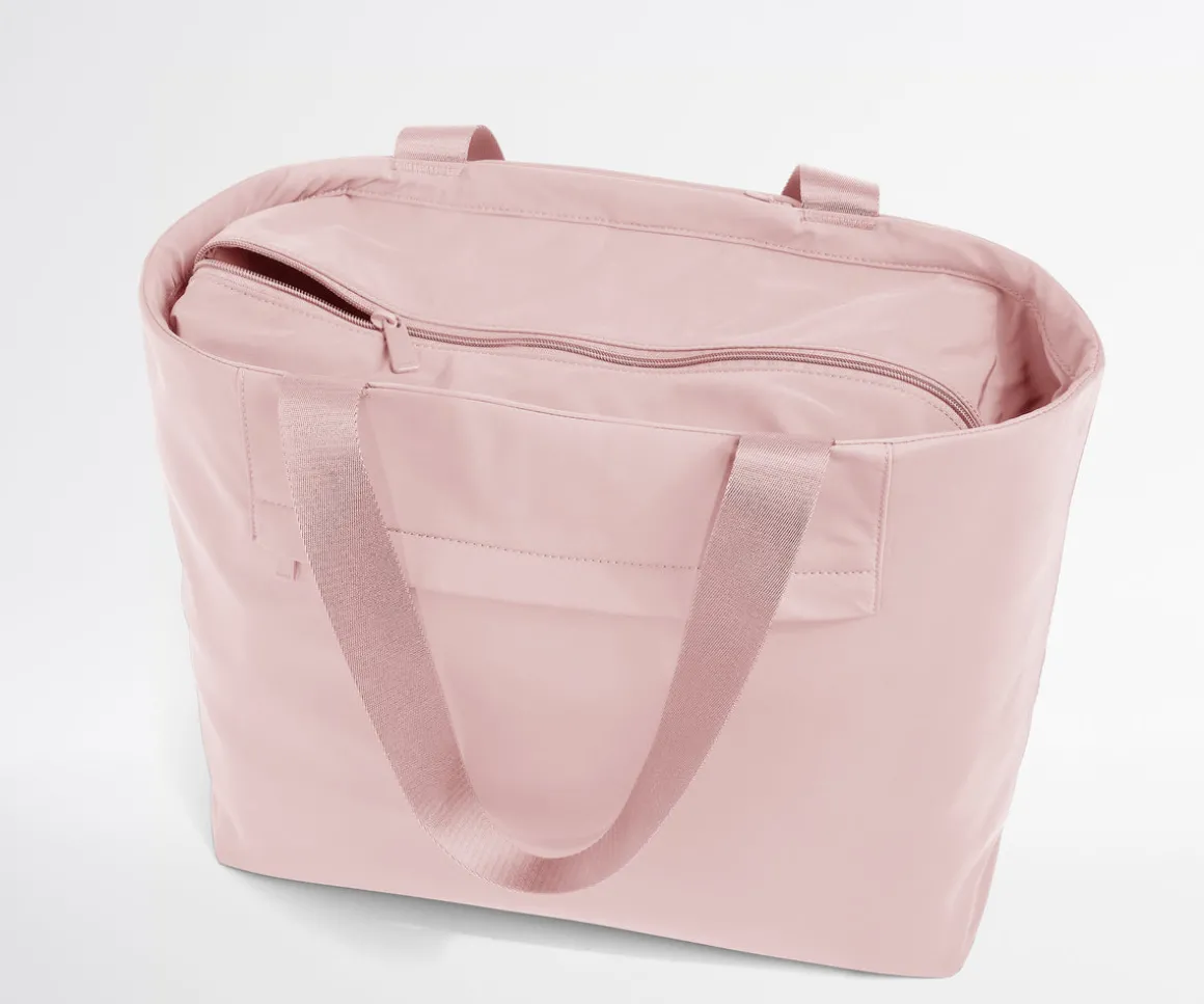 Featherlight Tote in Blush Pink