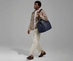 Garment Duffle in Navy Blue