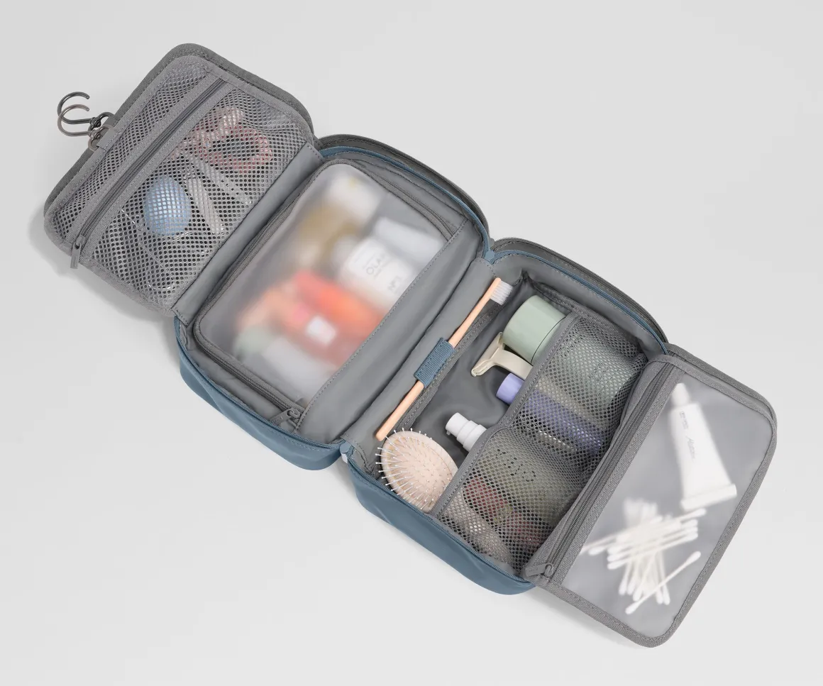 Hanging Toiletry Bag in Coast Blue