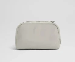Large Toiletry Bag in Cloud Gray