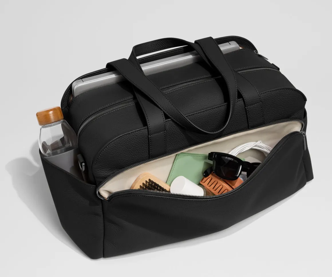 Leather Duffle in Jet Black