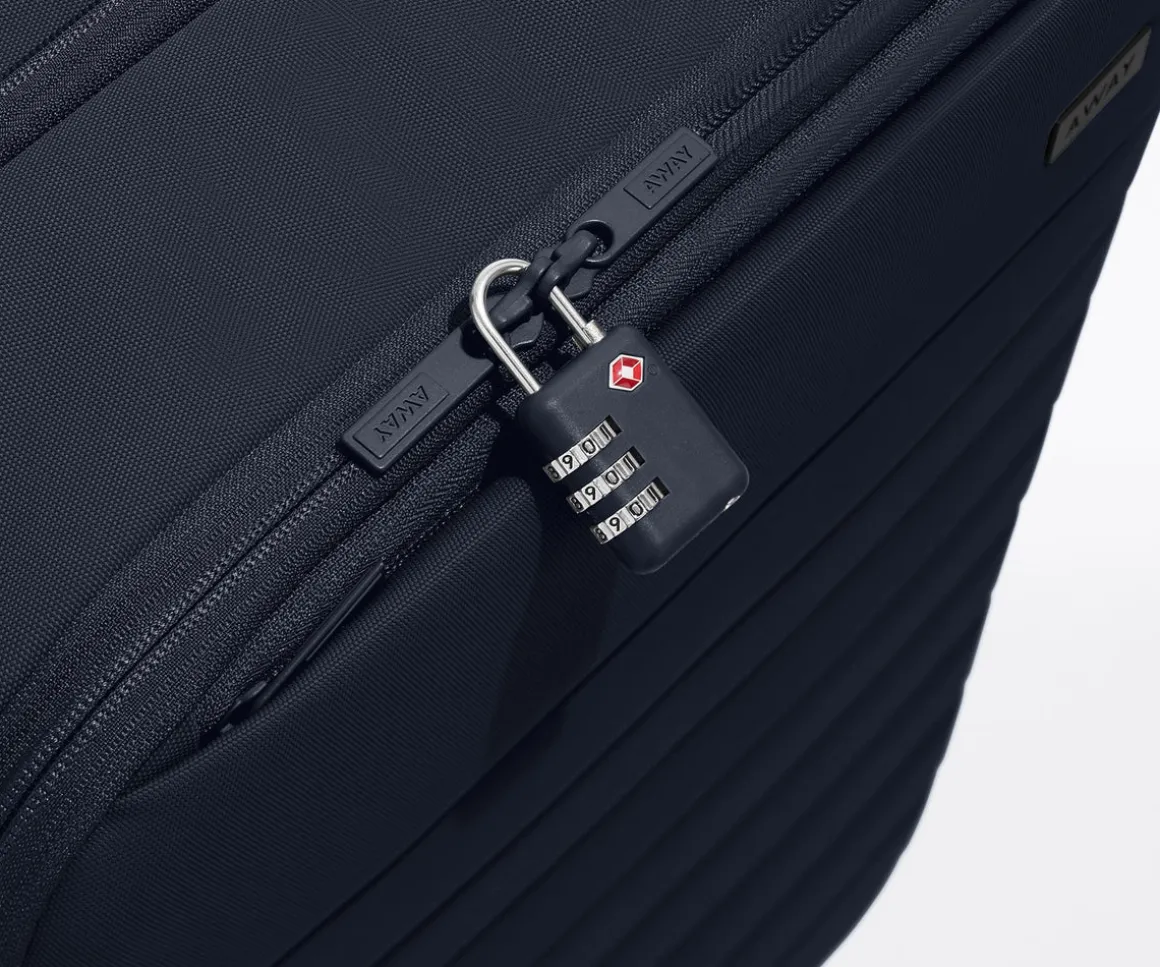 Softside Large in Navy Blue
