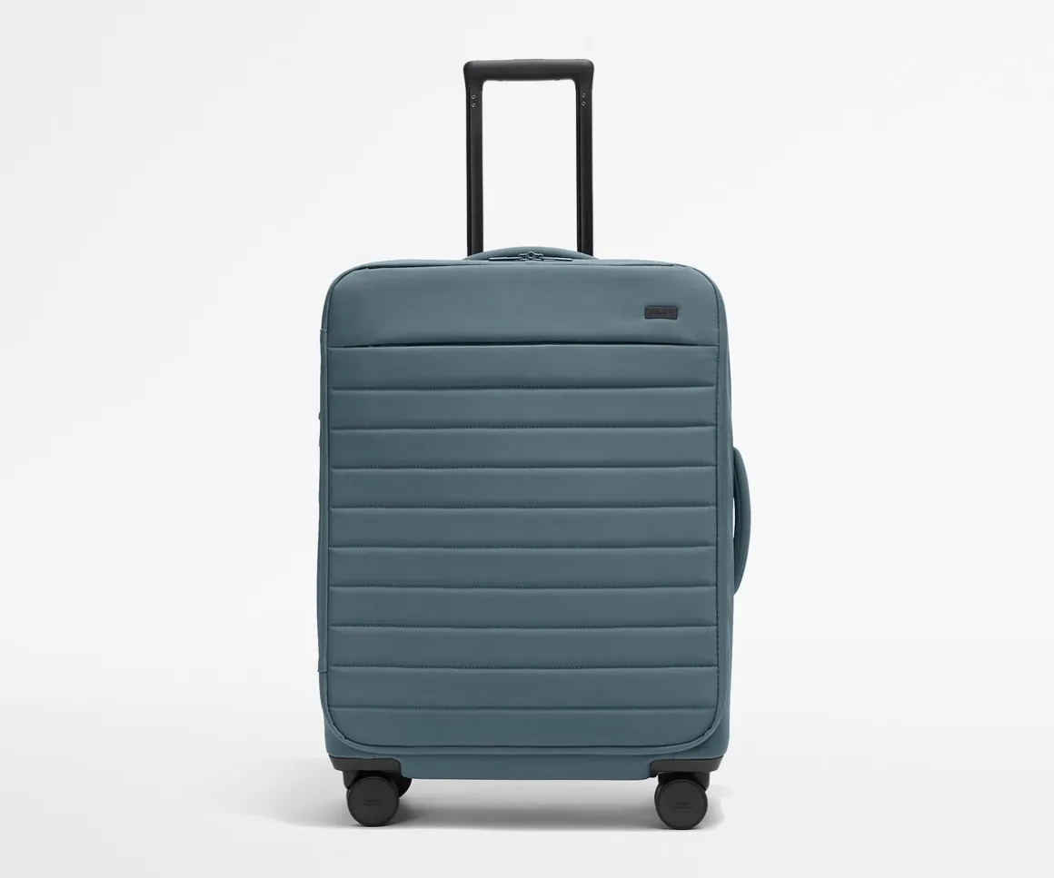 Softside Medium in Coast Blue