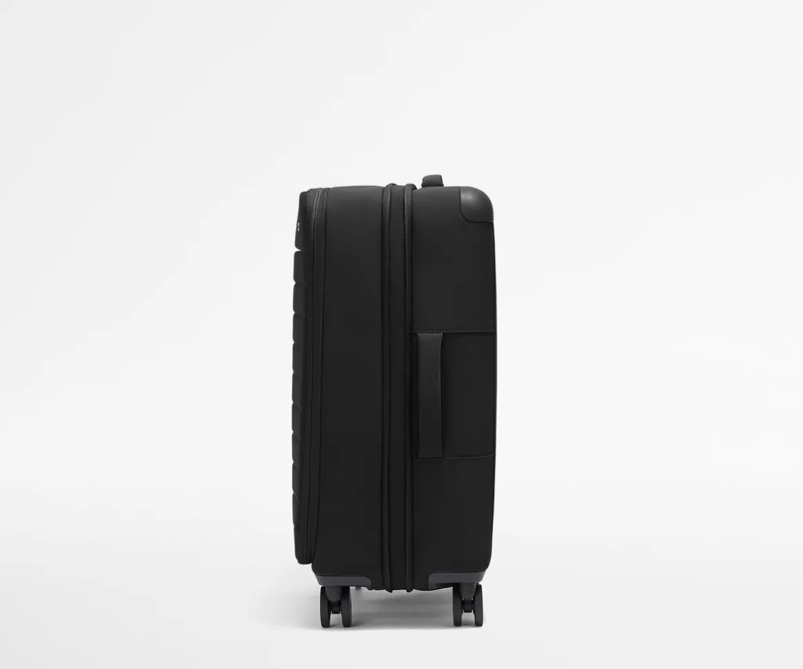 Softside Medium in Jet Black