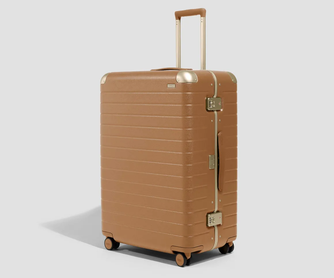 The Aluminum Edge Large in Cognac Brown