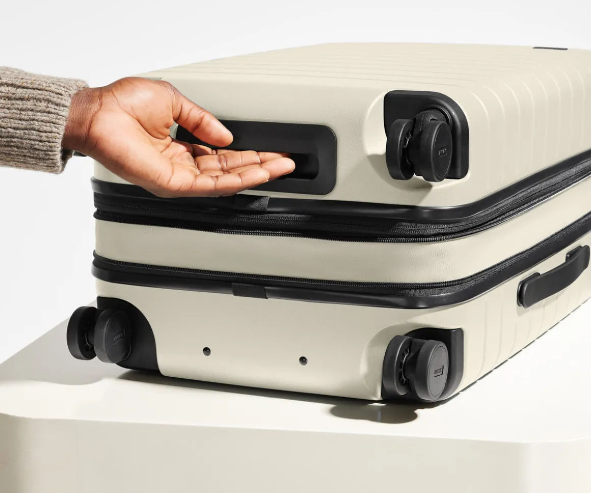 The Bigger Carry-On Flex in Salt White