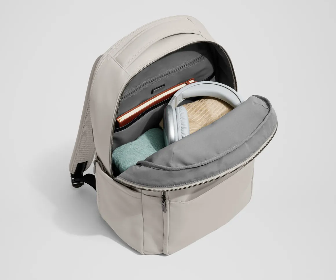The Commuter Backpack in Cloud Gray