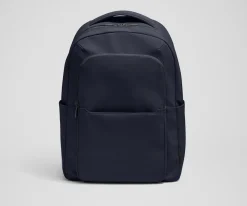 The Commuter Backpack in Navy Blue