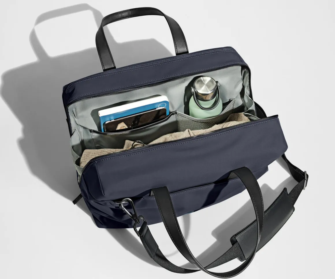 The Everywhere Bag in Navy Blue