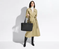 The Everywhere Tote in Navy Blue