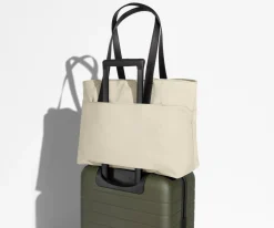 The Everywhere Tote in Salt White