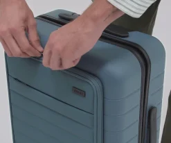 The Executive Bigger Carry-On in Jet Black