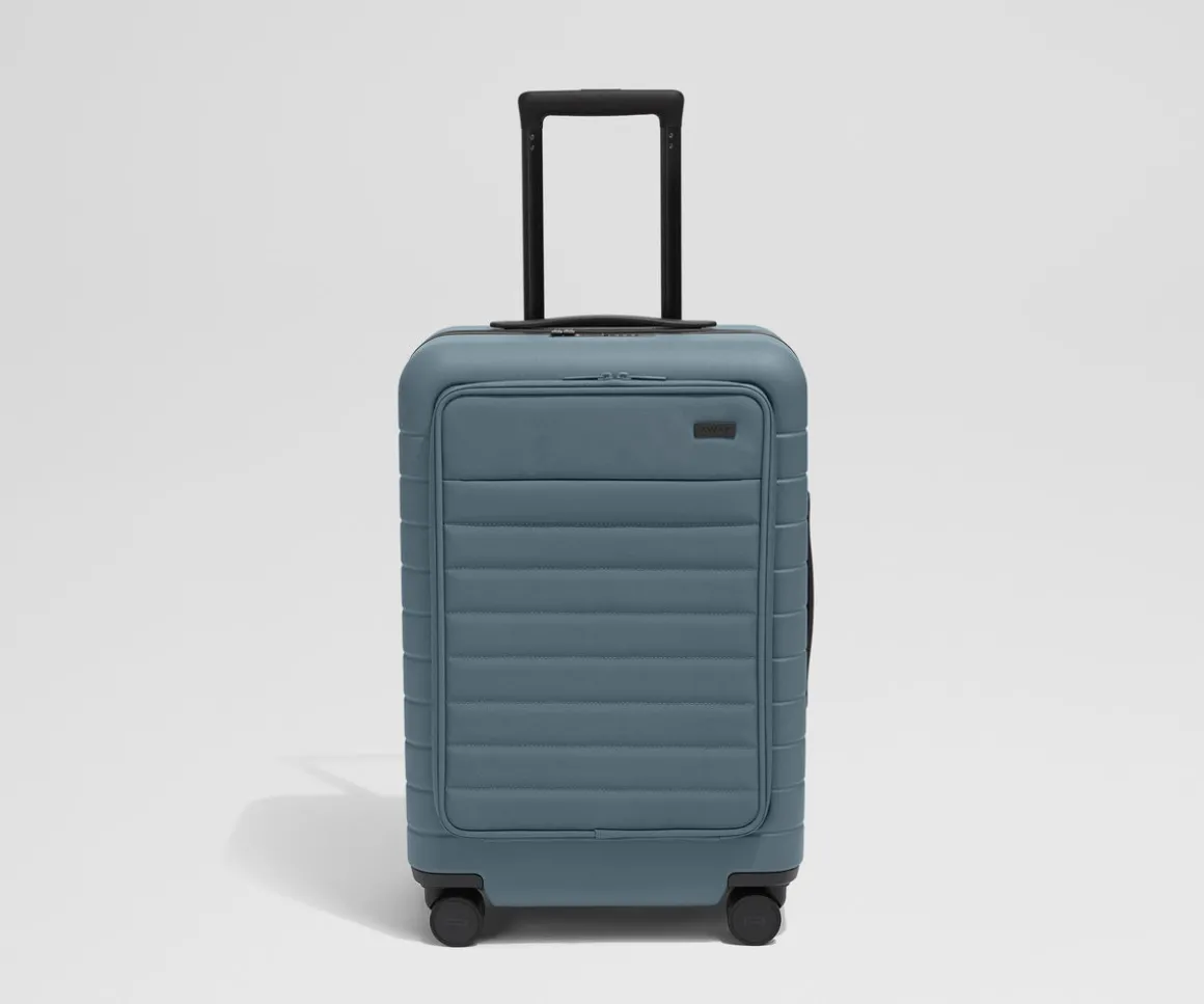 The Executive Bigger Carry-On in Coast Blue