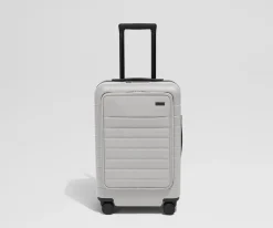 The Executive Carry-On in Cloud Gray