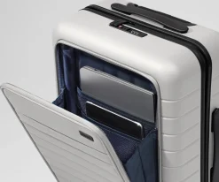 The Executive Carry-On in Cloud Gray