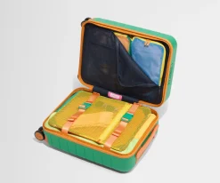 The Kids Carry-On in Froggy Green