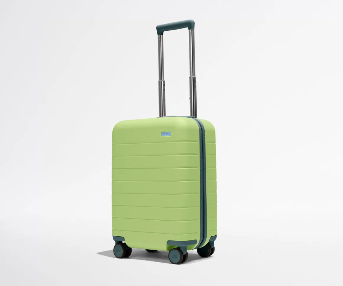 The Kids Carry-On in Honeydew Green
