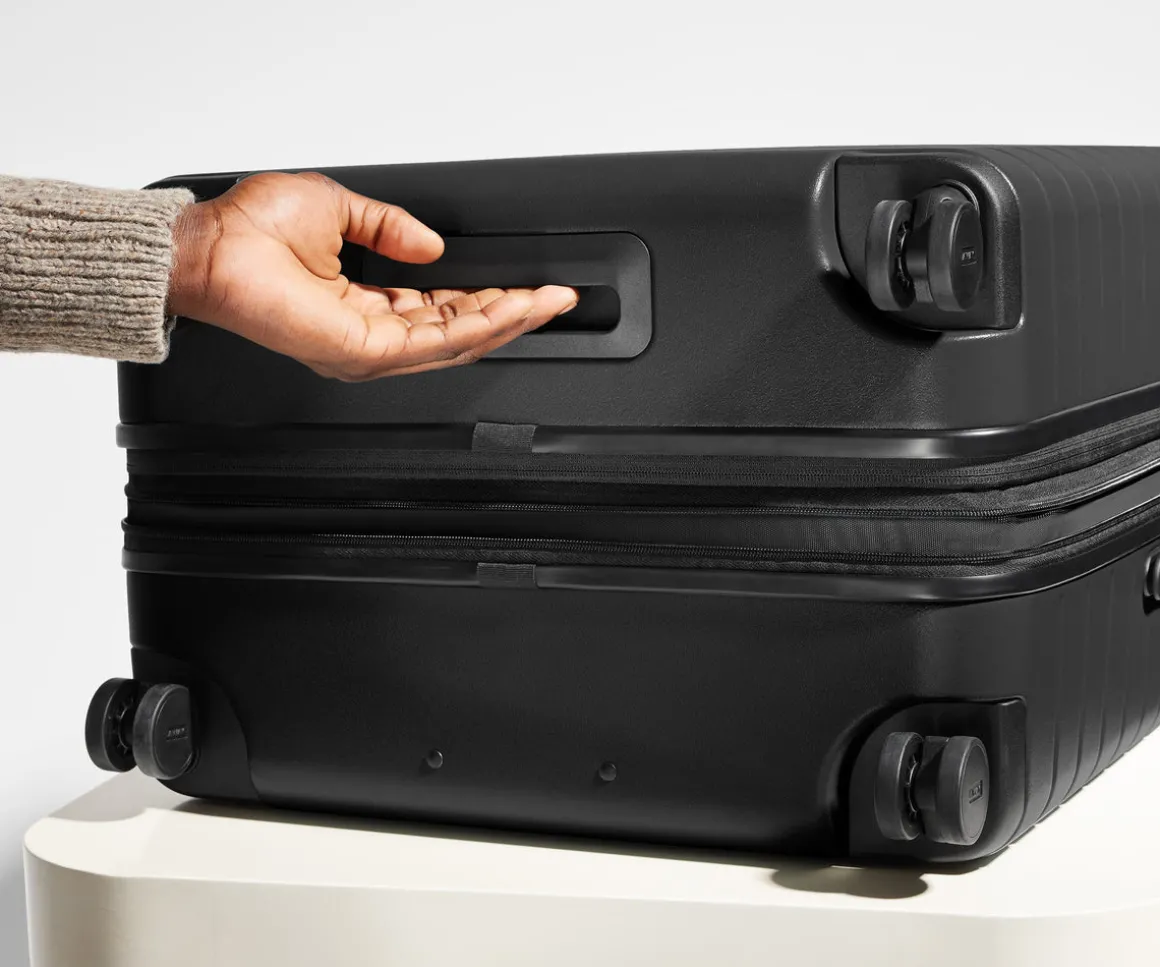 The Large Flex in Jet Black
