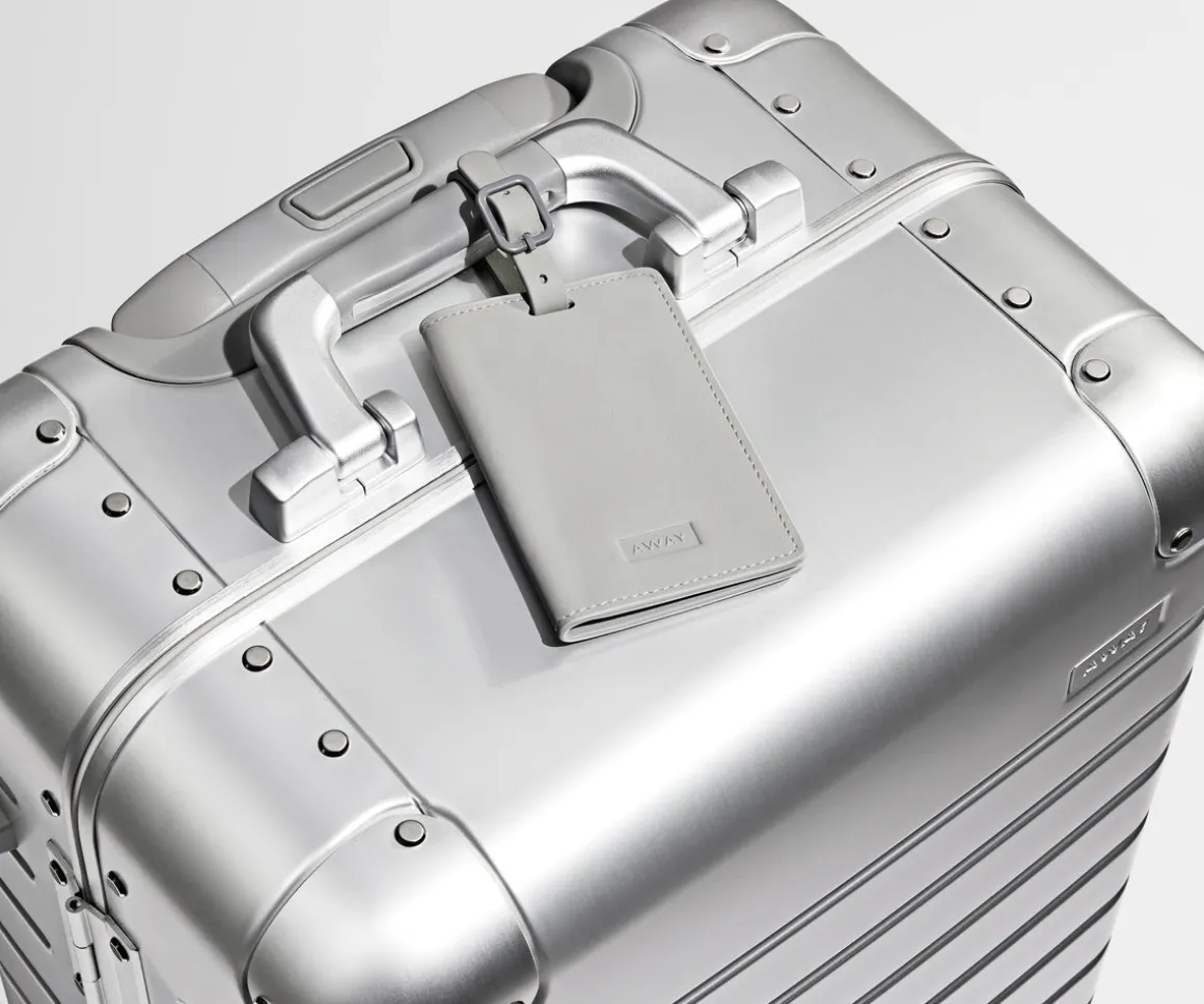 The Medium: Aluminum Edition in Silver