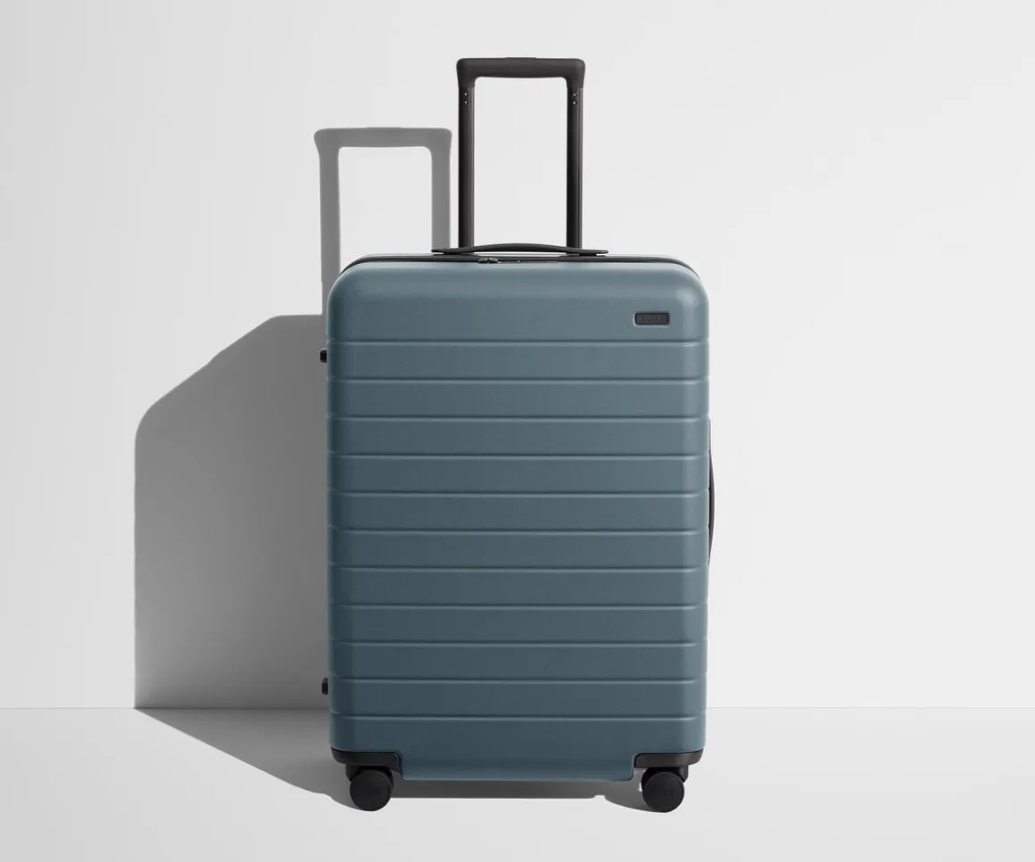 The Medium in Coast Blue