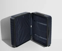 The Medium in Coast Blue