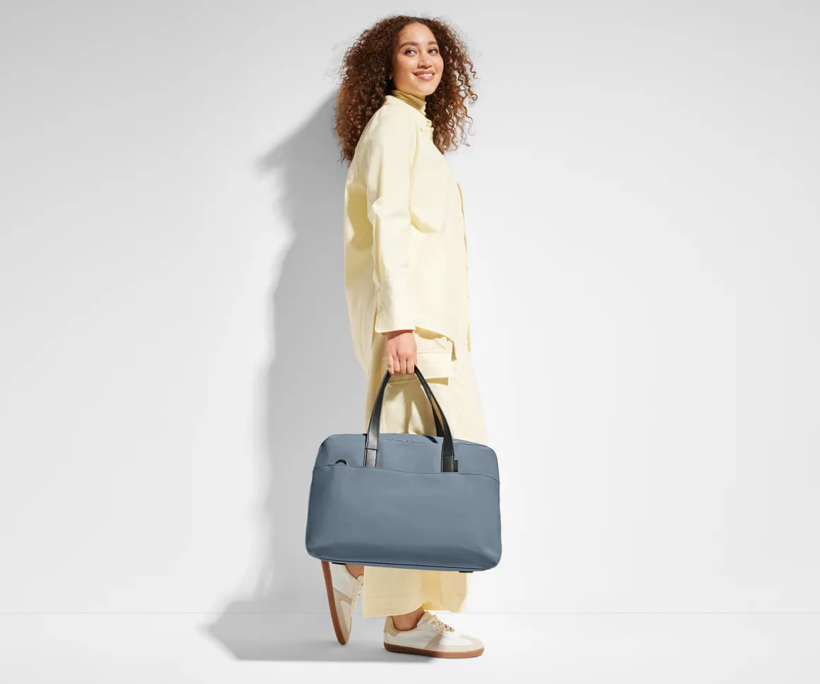 The Overnight Bag in Clay Pink
