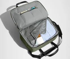 The Overnight Bag in Olive Green