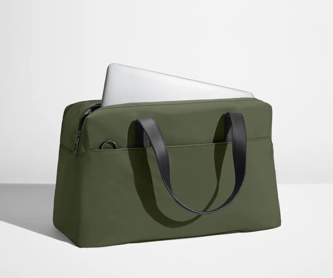 The Overnight Bag in Olive Green