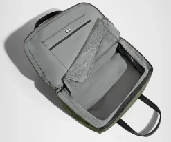 The Overnight Bag in Olive Green