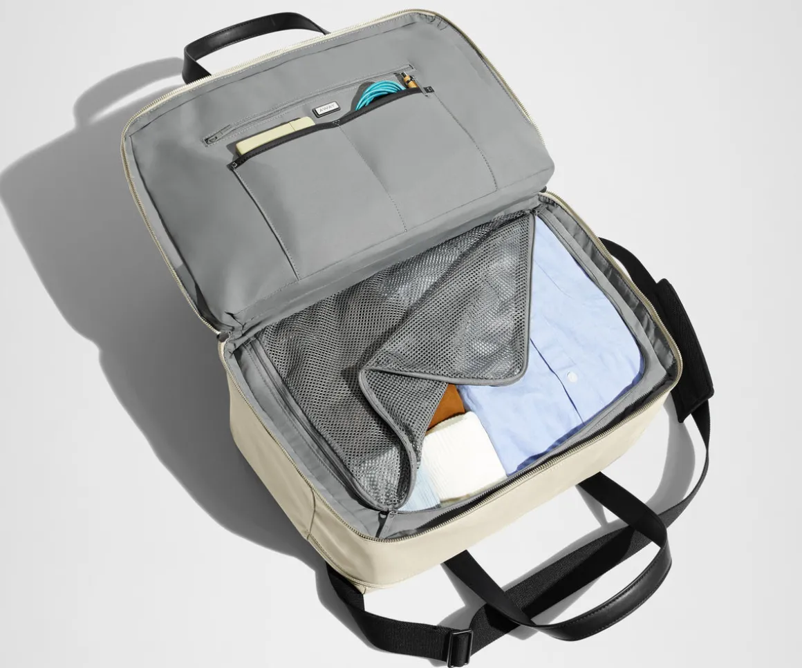 The Overnight Bag in Salt White