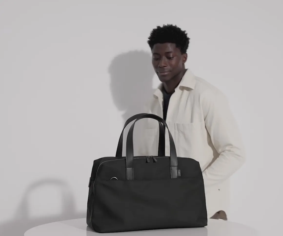 The Overnight Bag in Salt White