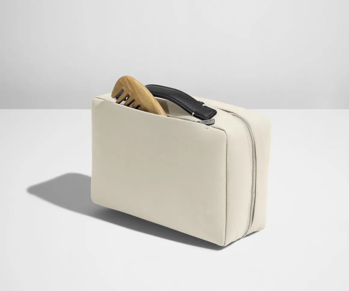 The Small Toiletry Bag in Salt White