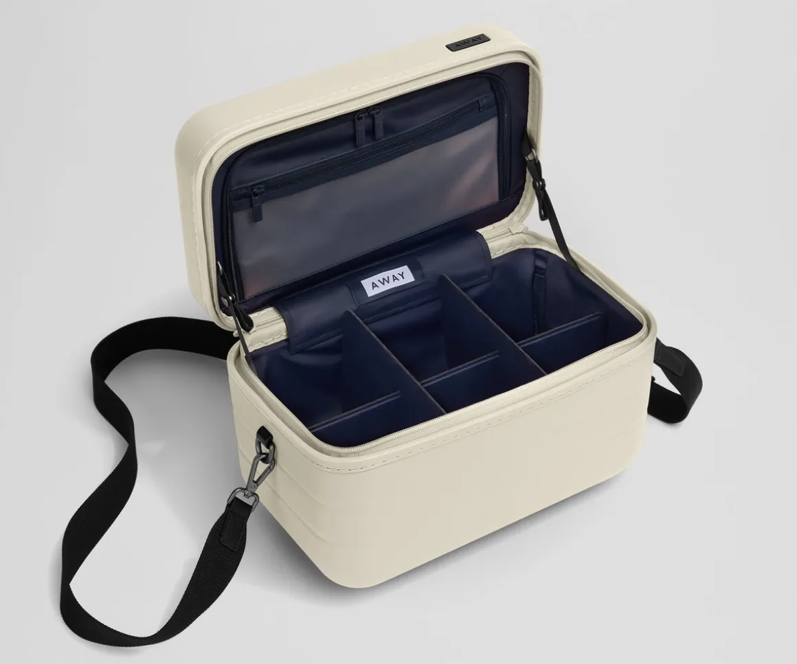 The Train Case in Salt White