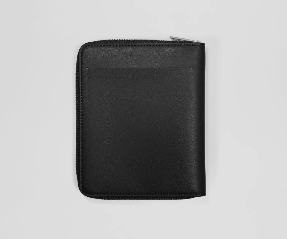 Travel Wallet in Jet Black